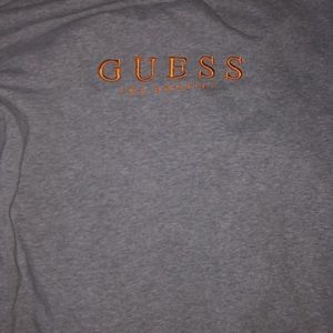 Embroidered guess crewneck (XL)